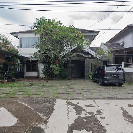 Imelda Residence Setrasari Redpartner 반둥 외부 사진
