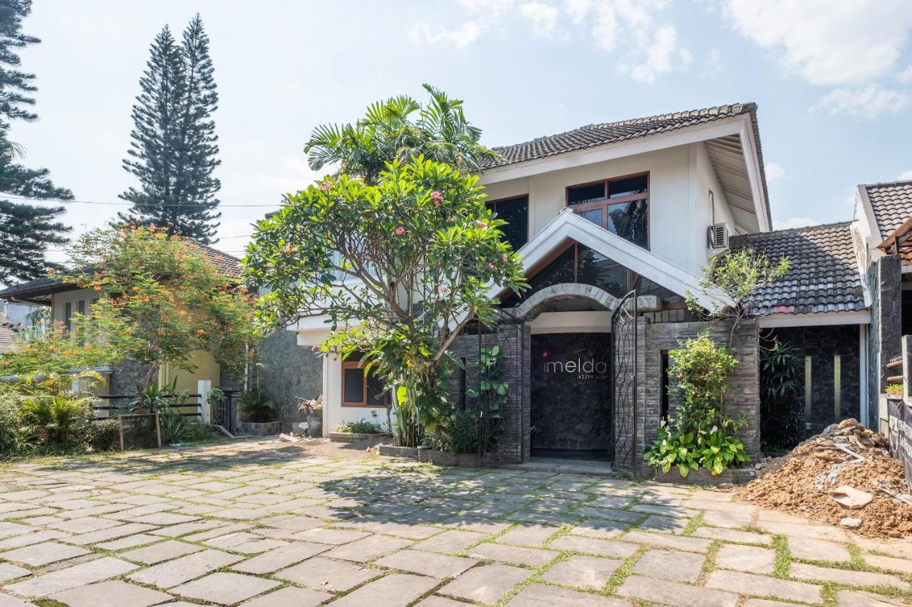 Imelda Residence Setrasari Redpartner 반둥 외부 사진