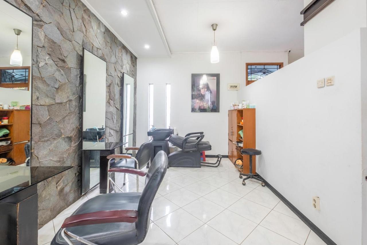 Imelda Residence Setrasari Redpartner 반둥 외부 사진